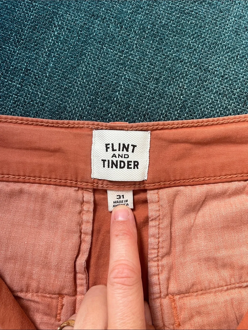 Flint and Tinder khaki shorts - size 31